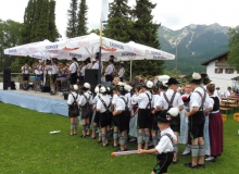 Parkfest des Trachtenvereins d'Simetsbergler und der Musikkapelle Wallgau am 03.07.2016