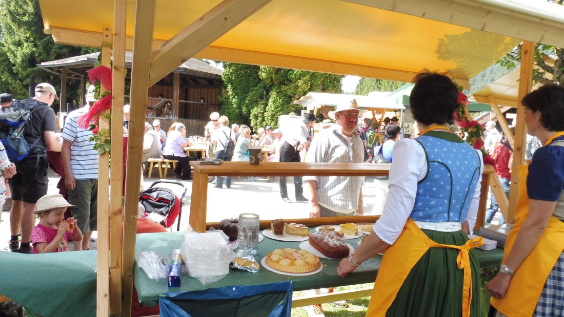 Bauernmarkt im Wallgauer Kurpark am 04.09.2016