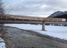 2025-12-06-neues-Gelaender-am-Isarsteg-Wallgau-3