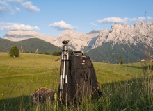 Jedem Gipfel seine Wolke. von links. Wörner 2474m; Tiefkarspitze 2430m; Westliche Karwendelspitze 2385m