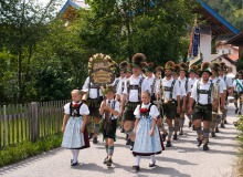 Festzug zum Parkfest in Wallgau